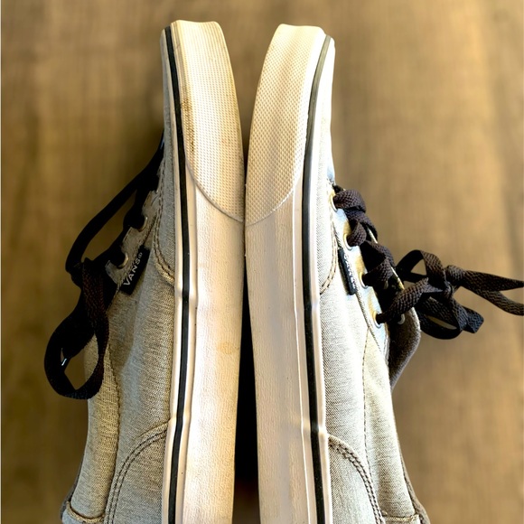 Boys Gray Vans size 3 NWOT - Picture 7 of 8